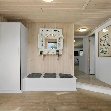 Three-bedroom In Blavand